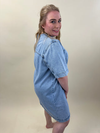 GRATIS VERZENDITEM | VMCFONDA 2/4 ABK V-NECK DNM DRESS M CUR Light Blue Denim